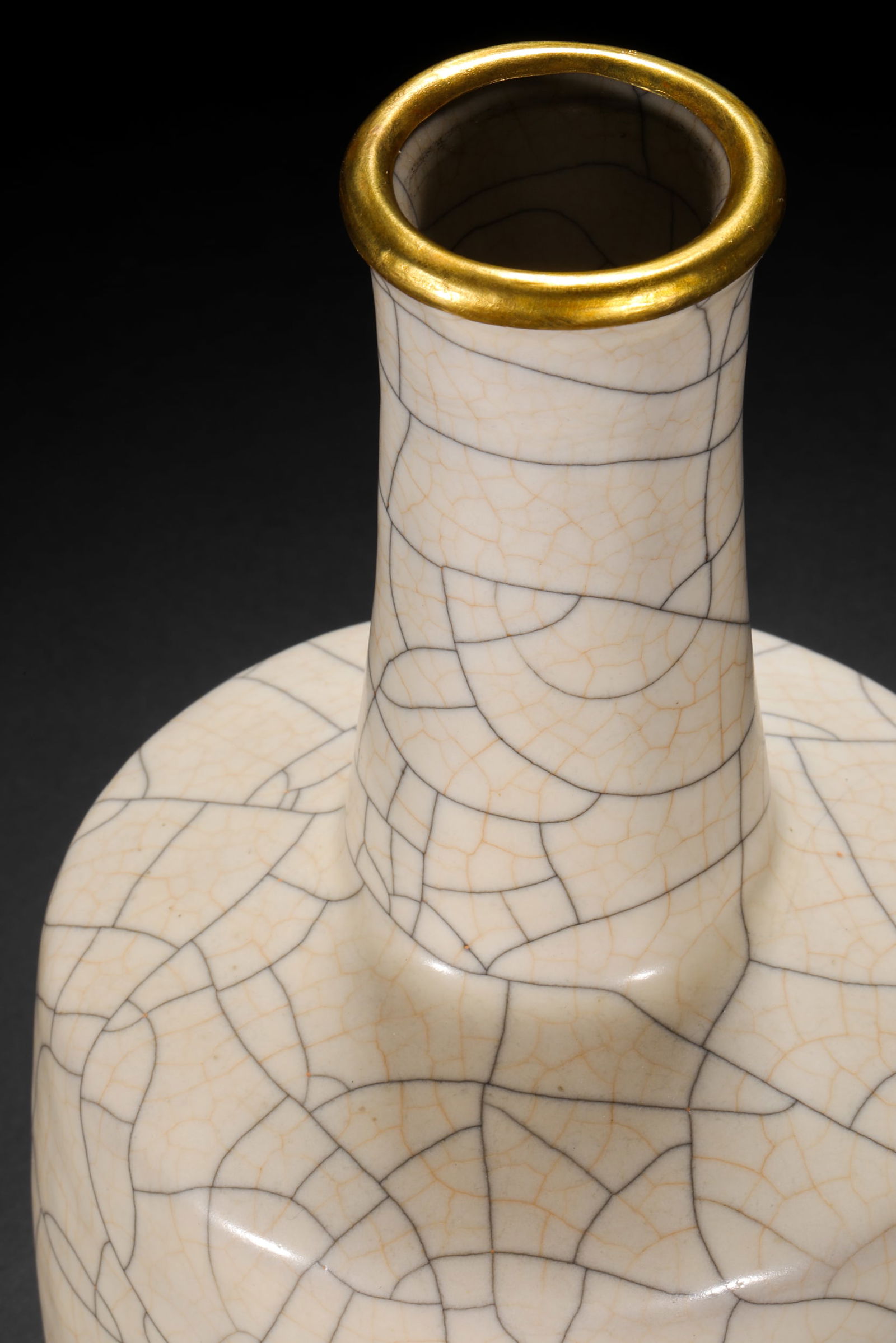 Before Ming Dynasty, Ge Kiln flask - 3