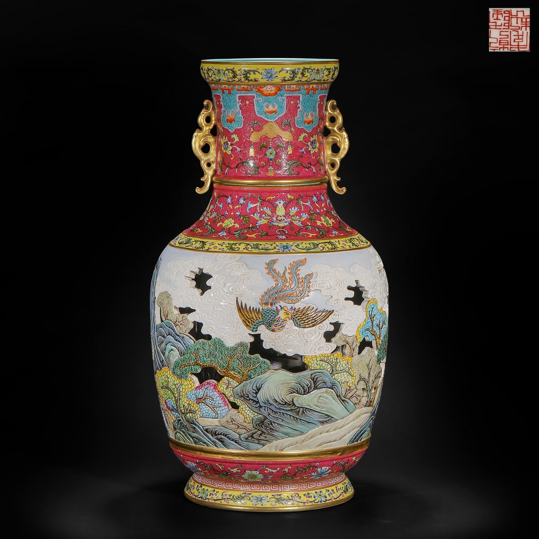 Qing Dynasty pastel hollow revolving bottle: Qing Dynasty pastel hollow revolving bottleH64cm W32cm