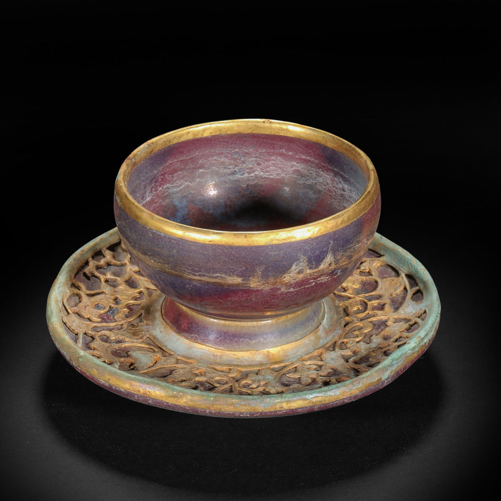 Ming Dynasty Jun porcelain tea cup: Ming Dynasty Jun porcelain tea cupH8cm W13cm