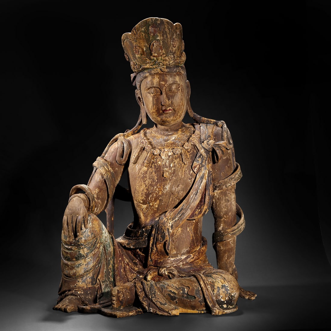 Pear tree statue of Guanyin before the Ming Dynasty: Pear tree statue of Guanyin before the Ming DynastyH75cm W45cm