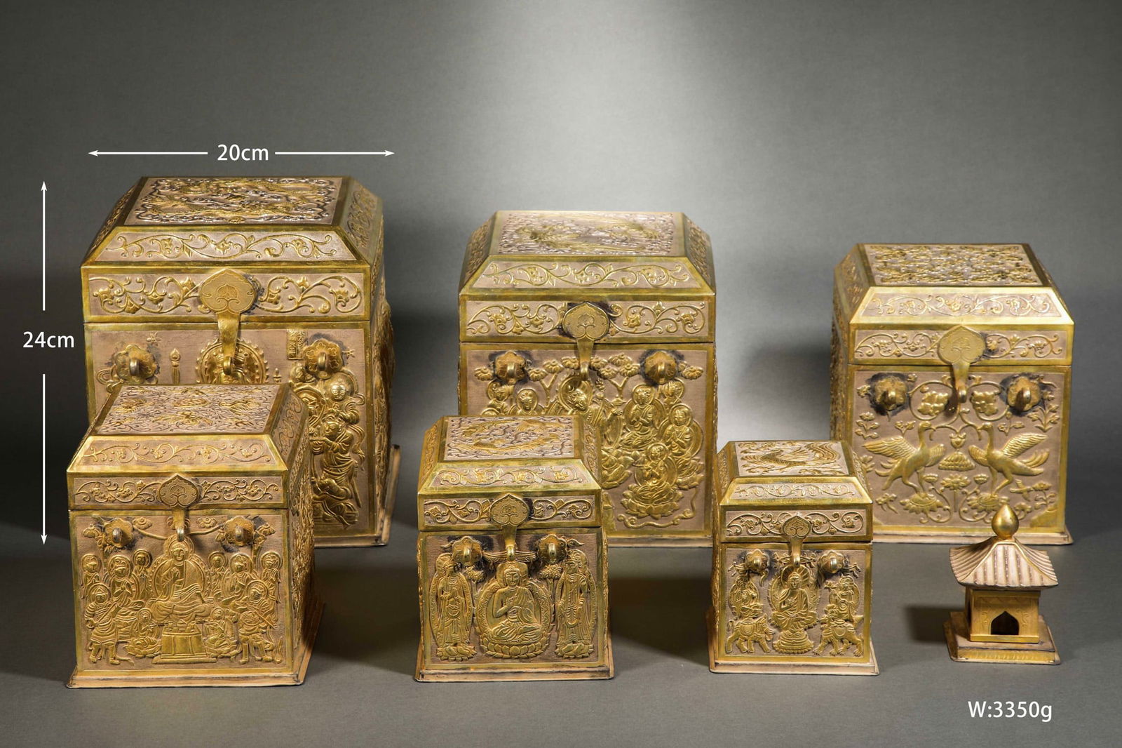 Pre-Ming dynasty silver gilt relic - 2