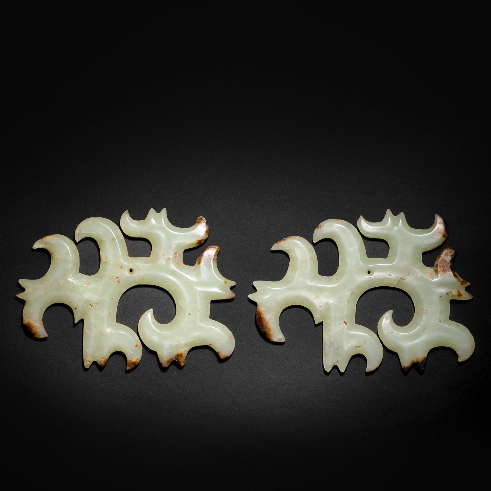 Jade jade with cloud pattern before Ming Dynasty: Jade jade with cloud pattern before Ming DynastyH12cm W9cm Weight180g