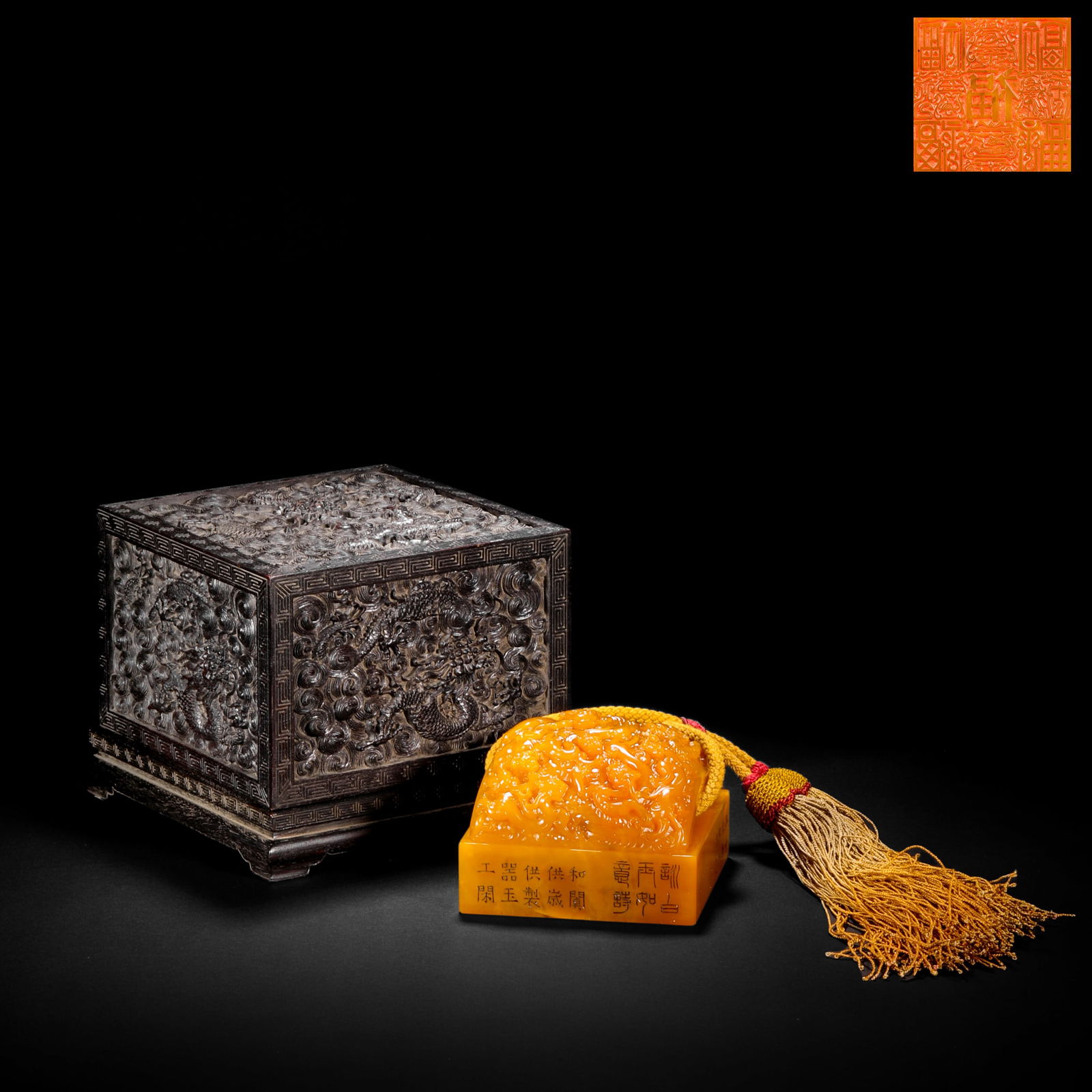 Qing Dynasty Tianhuang stone animal button seal: Qing Dynasty Tianhuang stone animal button sealH7cm W10cm Weight1344g