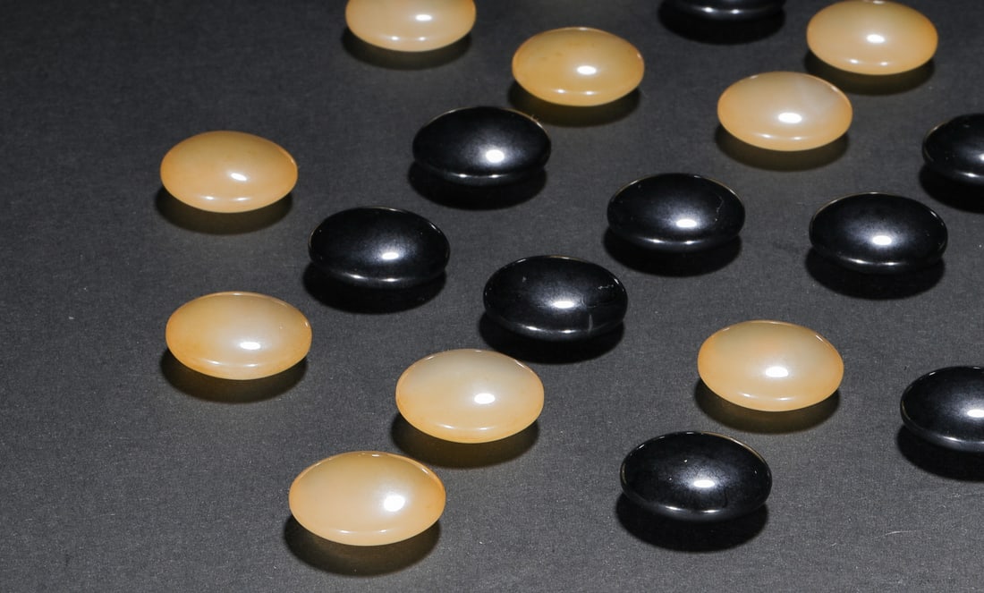 Agate chess pieces before Ming Dynasty - 12