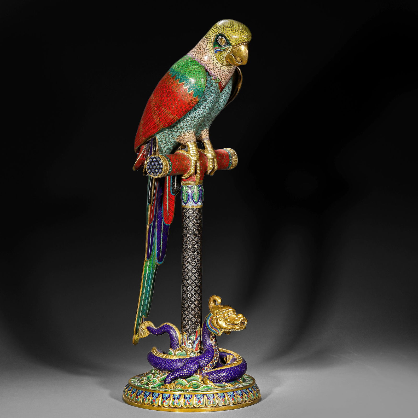 Chinese Qing Dynasty cloisonne parrot ornament: Chinese Qing Dynasty cloisonne parrot ornamentH74cm W29cm Weight18.25kg