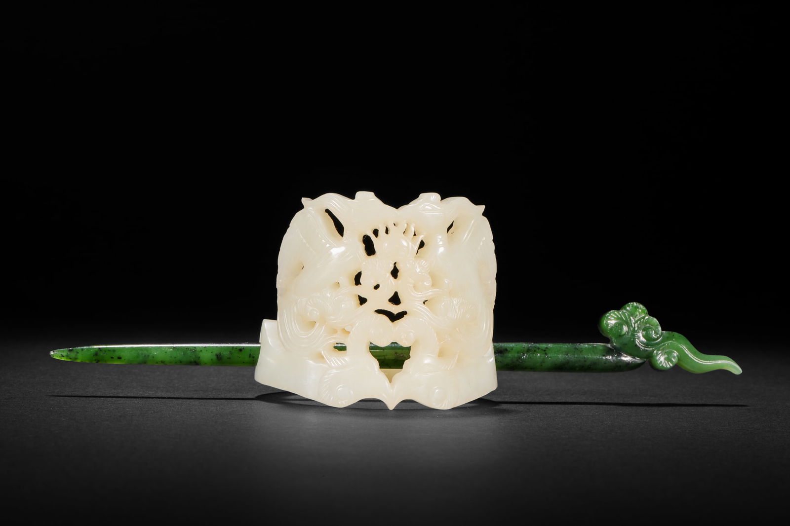 Qing Dynasty Hotan Jade Ben - 2