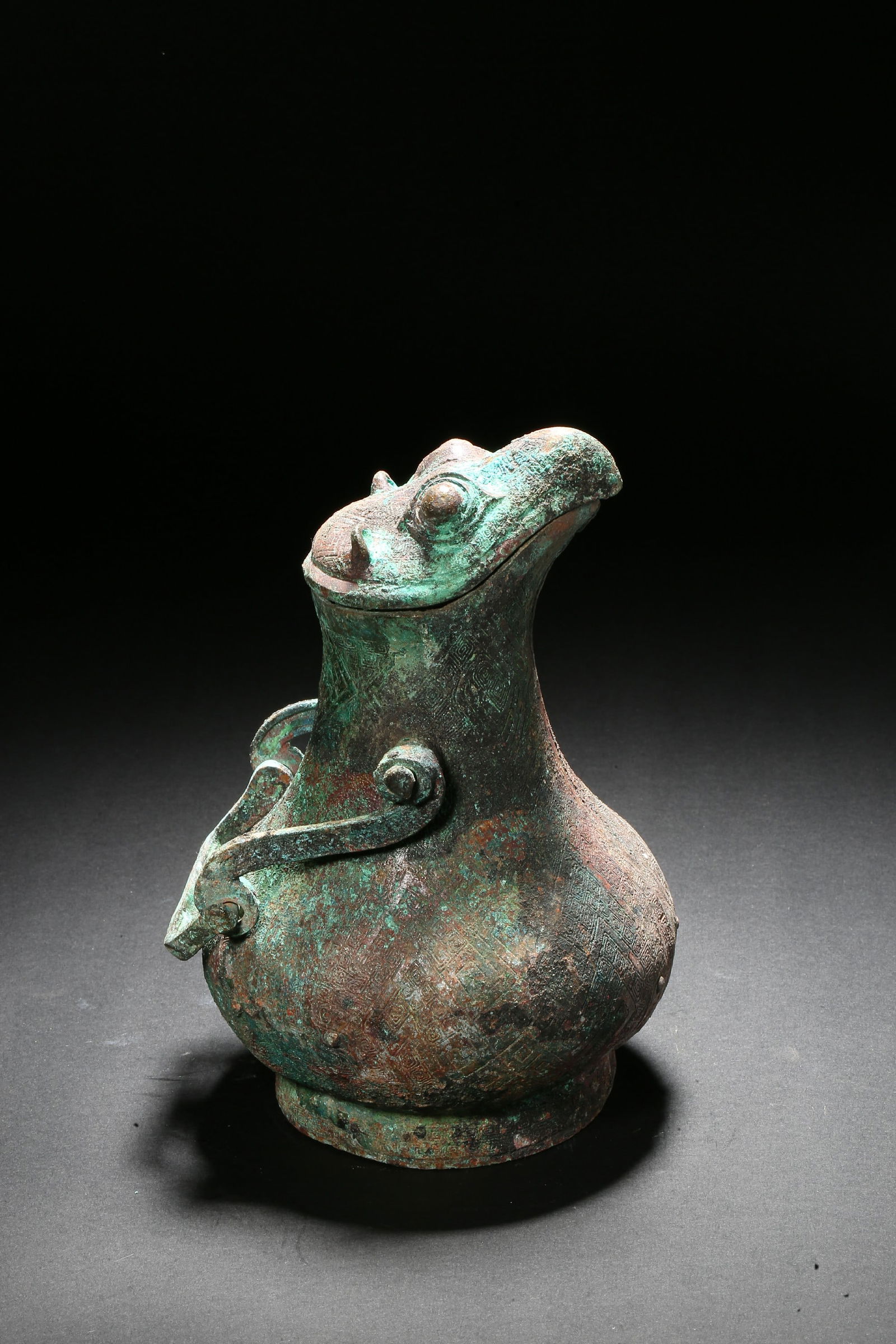 Han Dynasty bronze animal head pot: Han Dynasty bronze animal head potH18cmW13cm Weight1159g