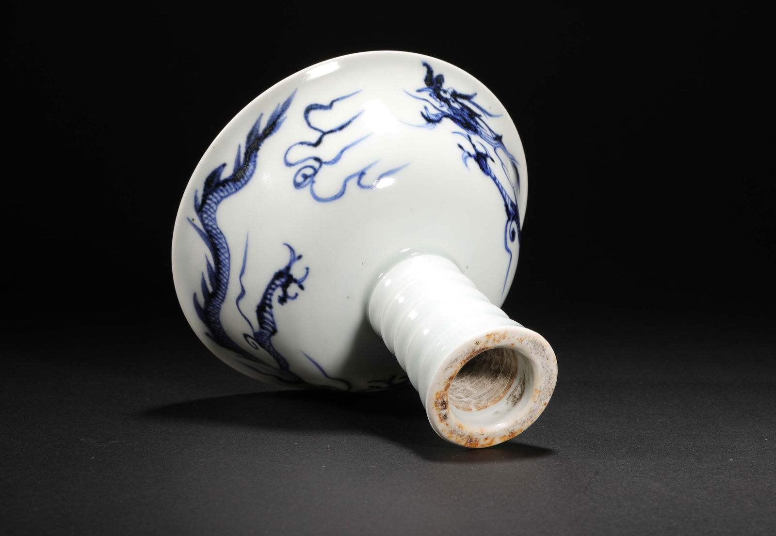 Ming Dynasty blue and white dragon pattern goblet - 6