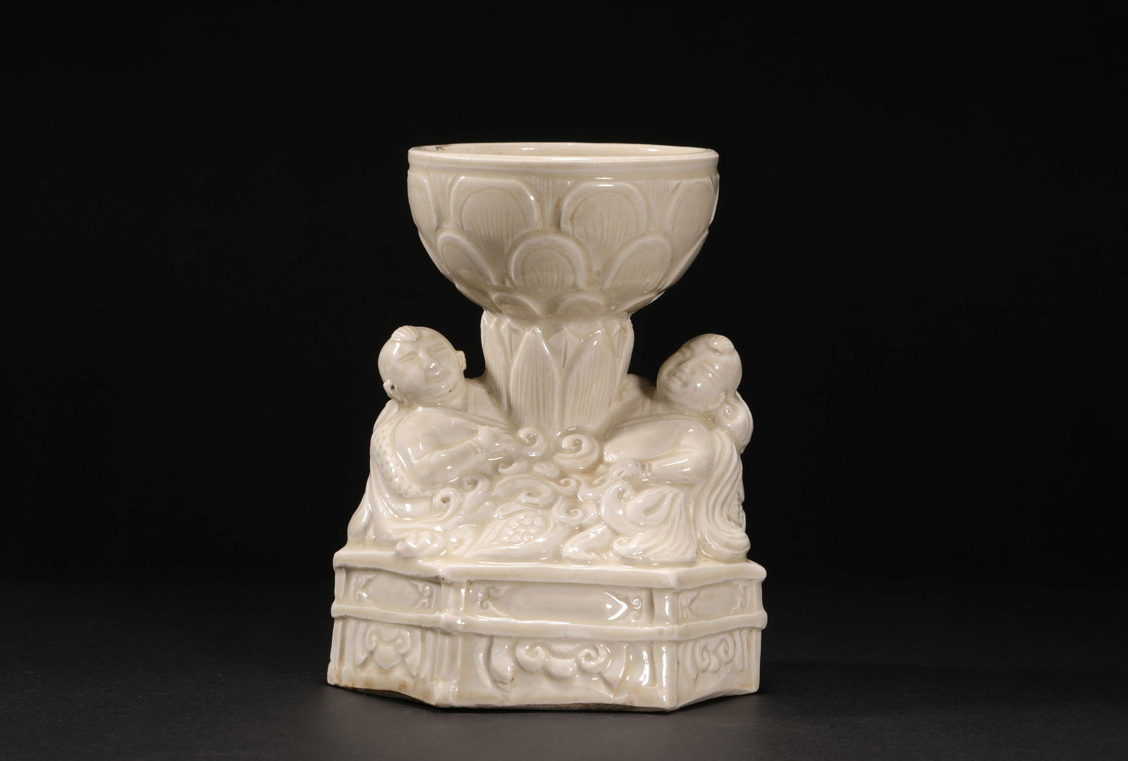 Ding kiln candlestick before Ming Dynasty: Ding kiln candlestick before Ming DynastyH14cm W11.5cm