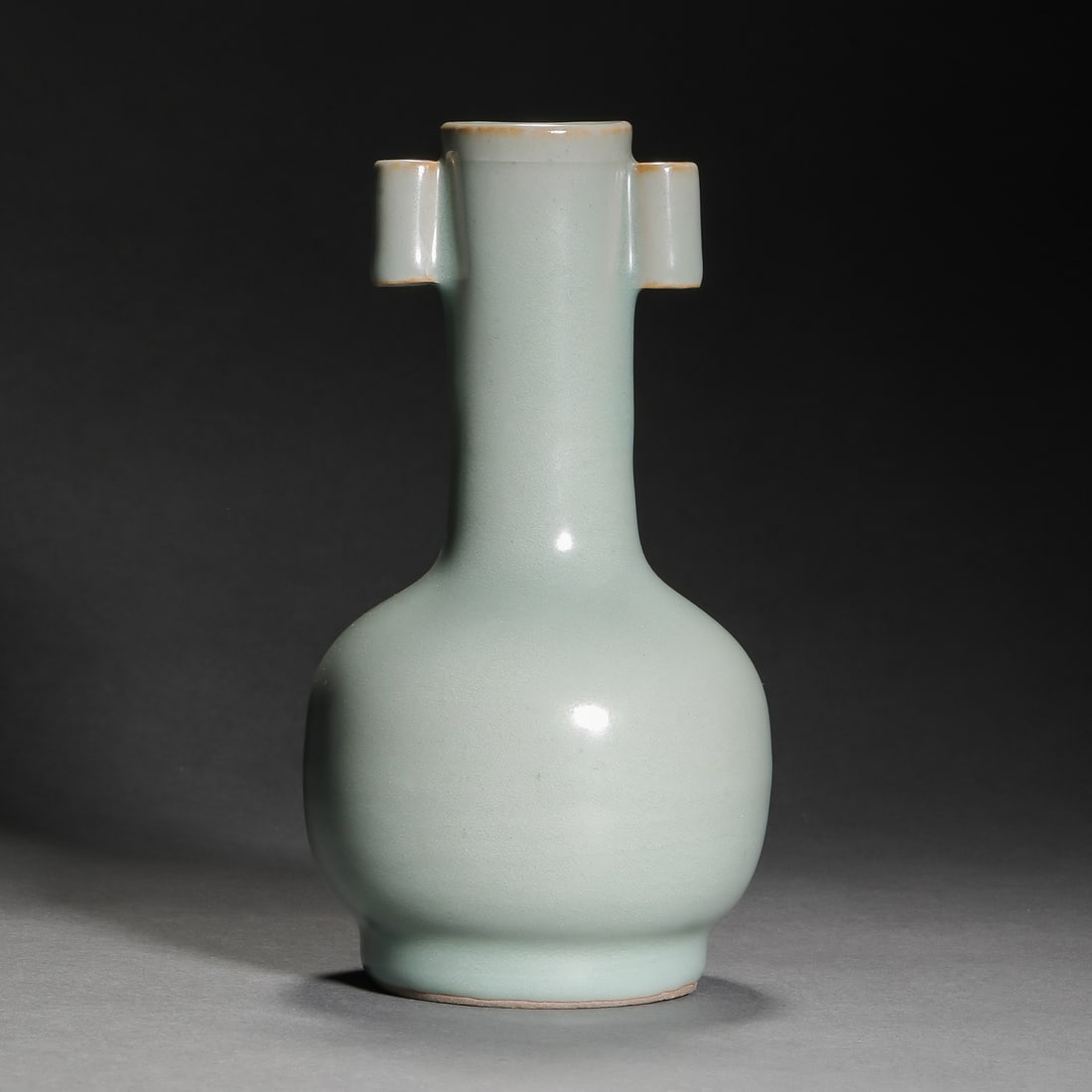 Pre-Ming Dynasty pink and green glaze double series bottle: Pre-Ming Dynasty pink and green glaze double series bottleH16.3cm