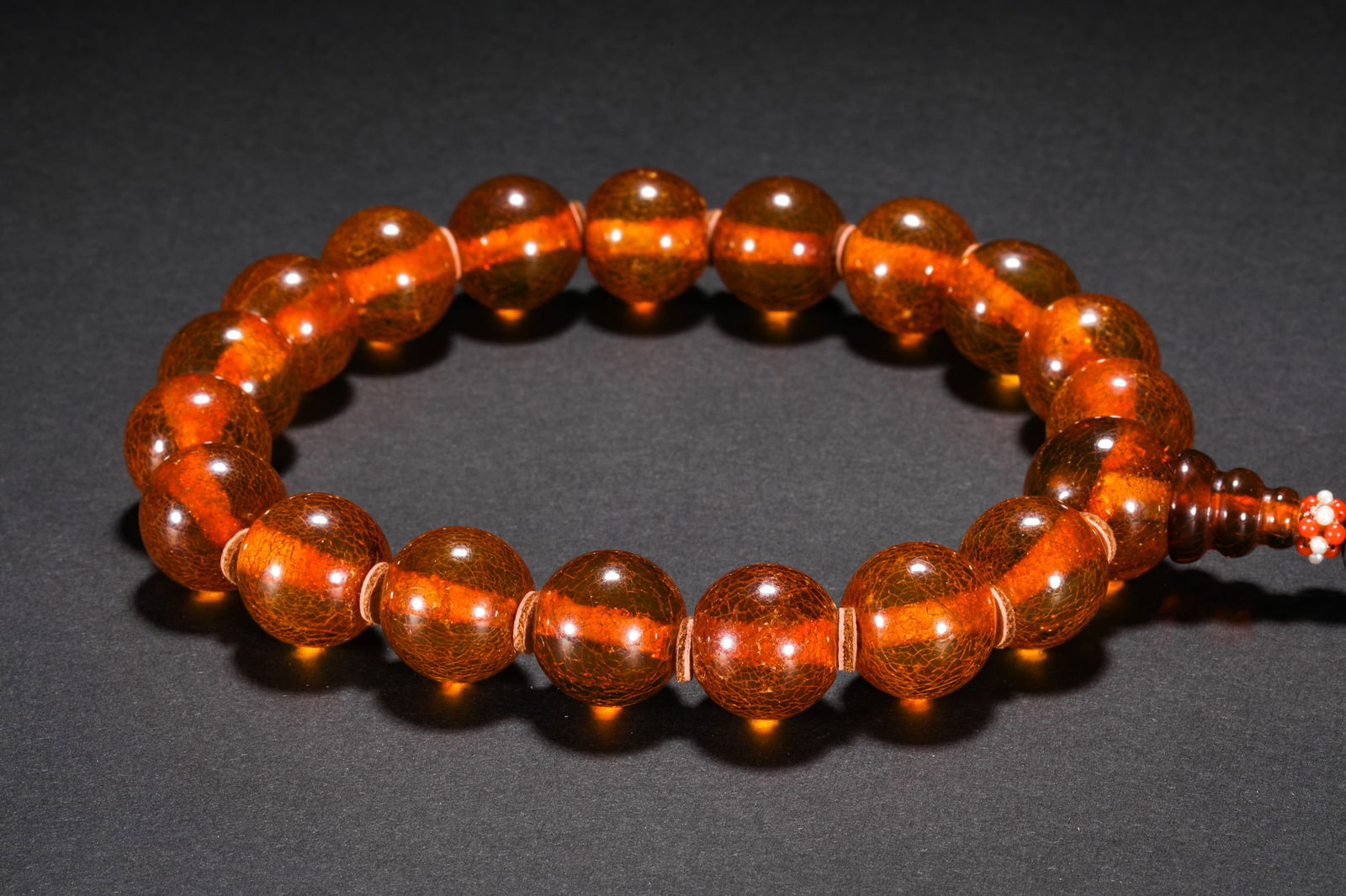 Qing Dynasty beeswax handheld - 9