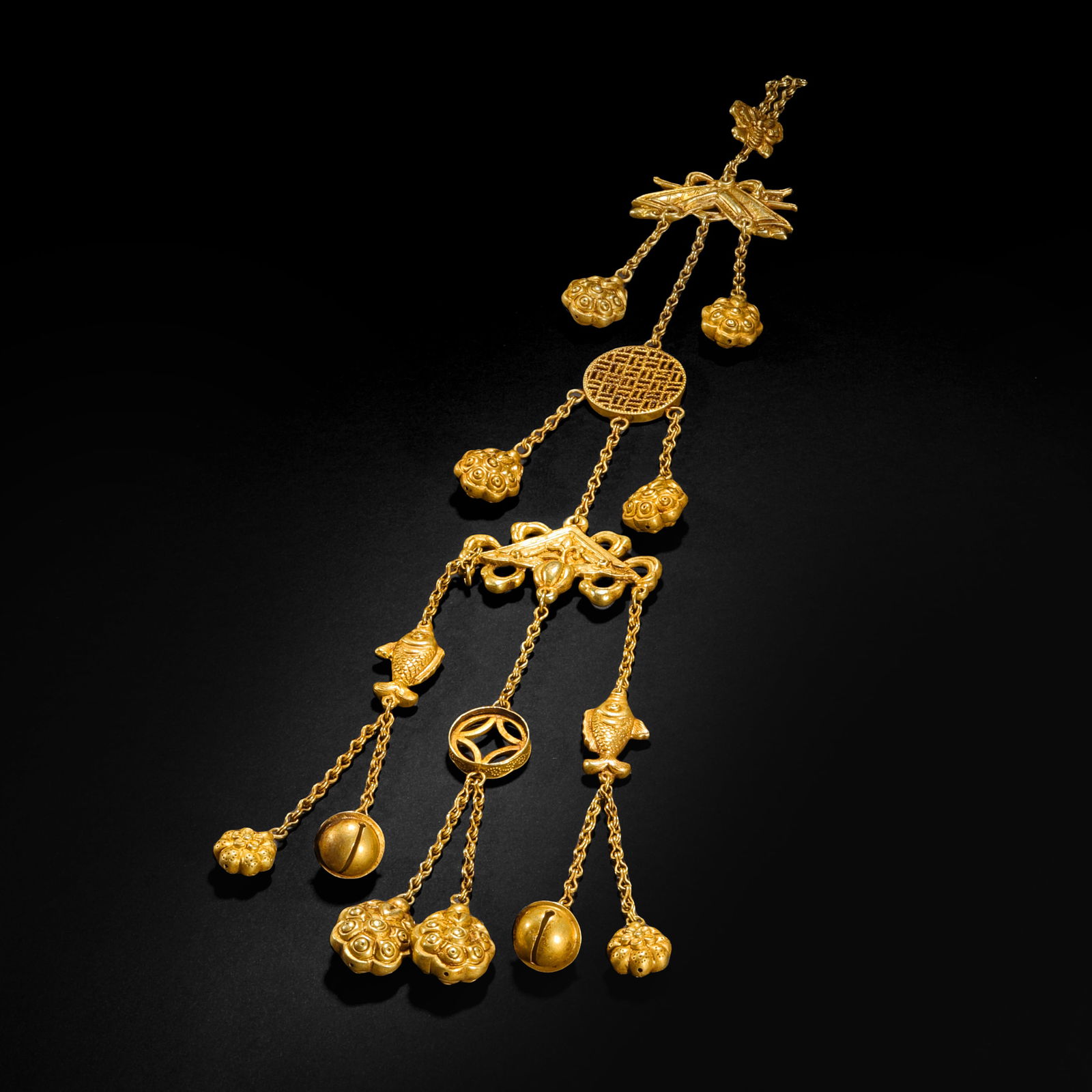 Pre-Ming Dynasty silver gilt pendants: Pre-Ming Dynasty silver gilt pendantsH33cm W5cm Weight72g