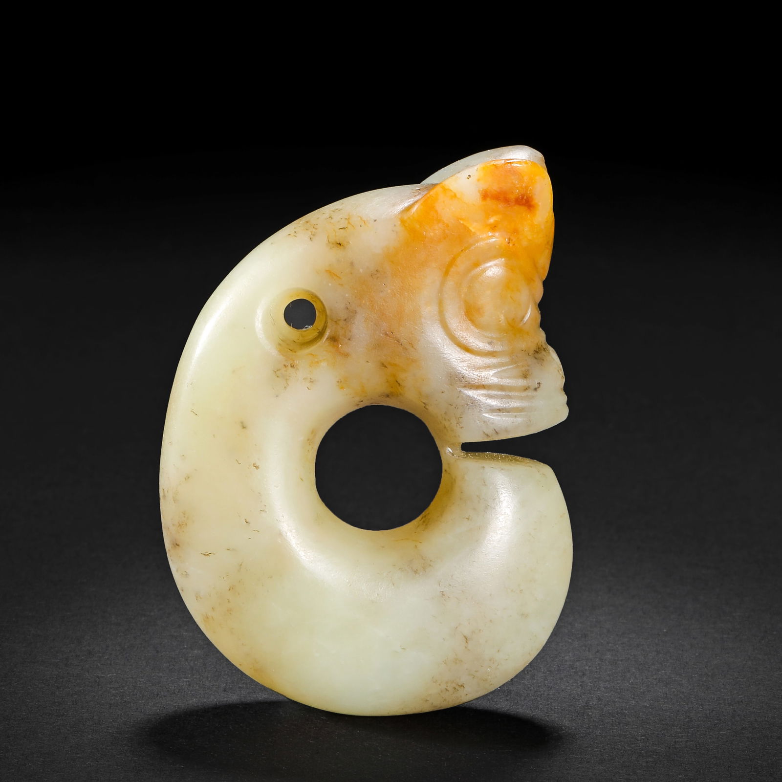 Jade pig dragon before Ming Dynasty