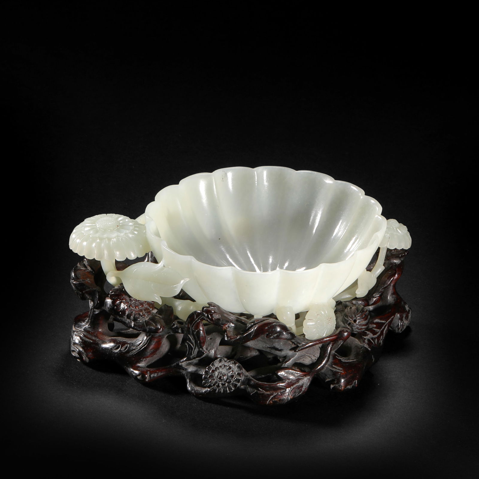 Qing Dynasty Hetian jade thin tire wash: Qing Dynasty Hetian jade thin tire washH4cm W14cm Weight112g