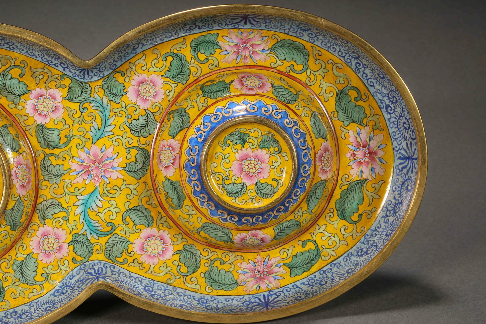Qing Dynasty painted enamel wine set - 13
