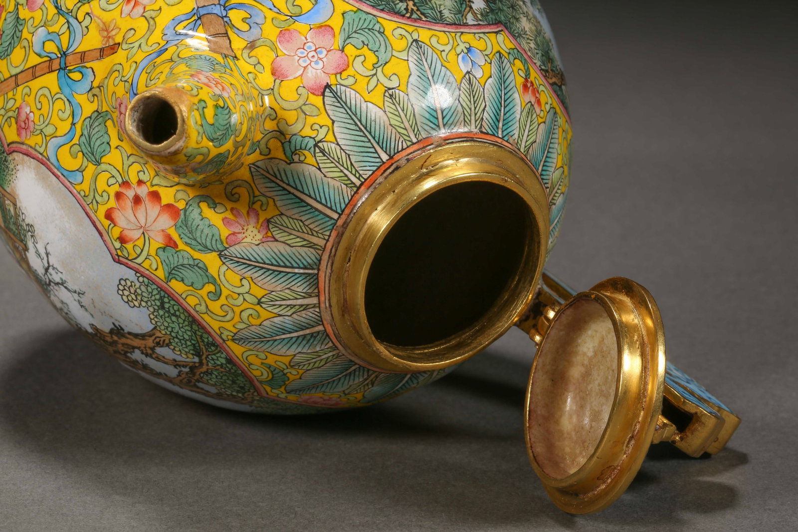 Qing Dynasty painted enamel wine set - 9