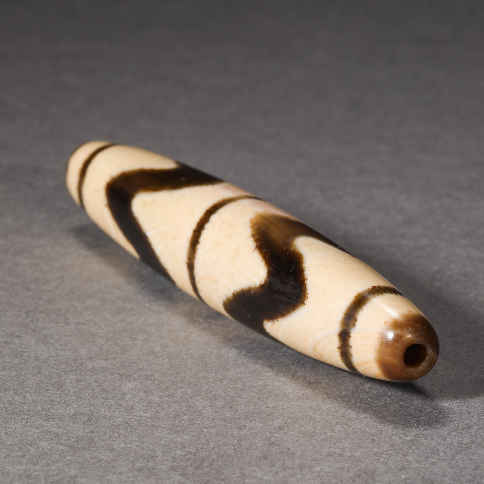 Ming Dynasty Double Tiger Teeth Dzi Beads - 6