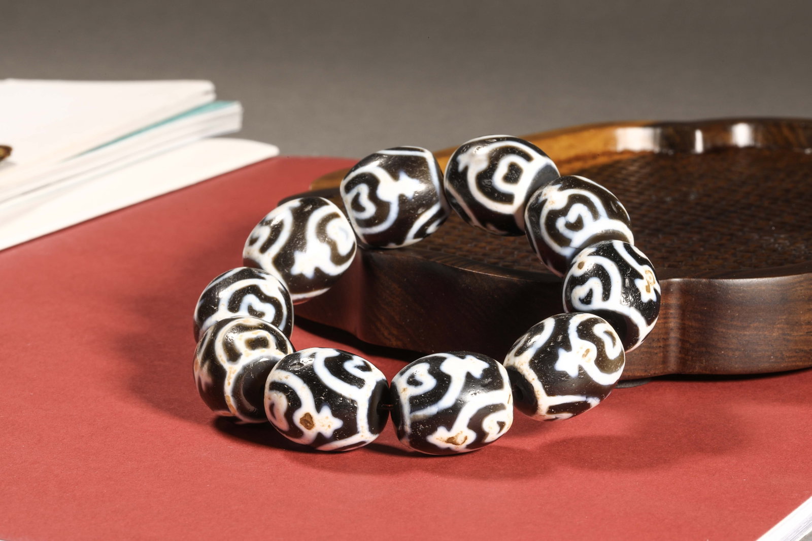 Ming Dynasty Daluo Aquarius Dzi Beads - 4