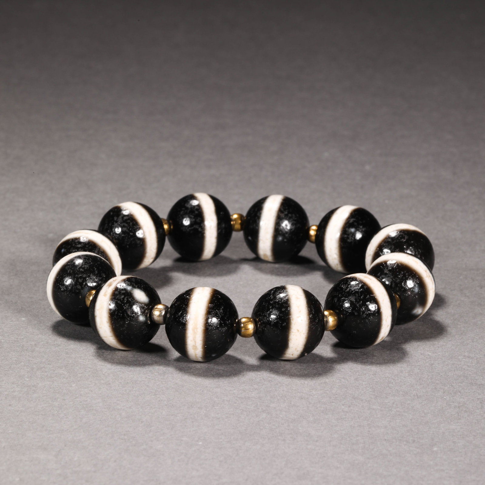 Tang Dynasty first-line pharmacist bracelet: Tang Dynasty first-line pharmacist braceletDiameter1.4cm Wightg