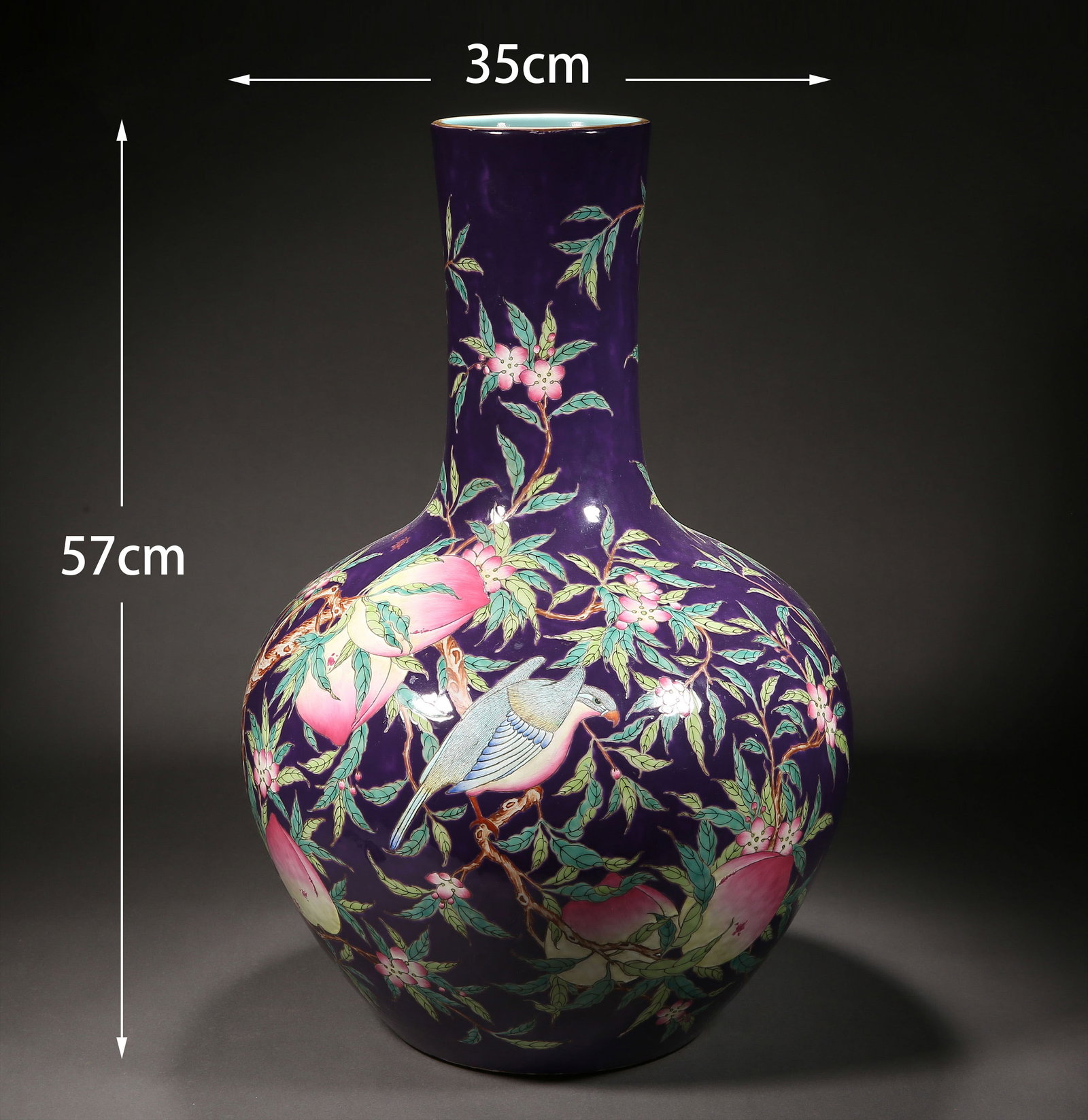 Qing Dynasty pastel peach pattern celestial sphere vase - 2