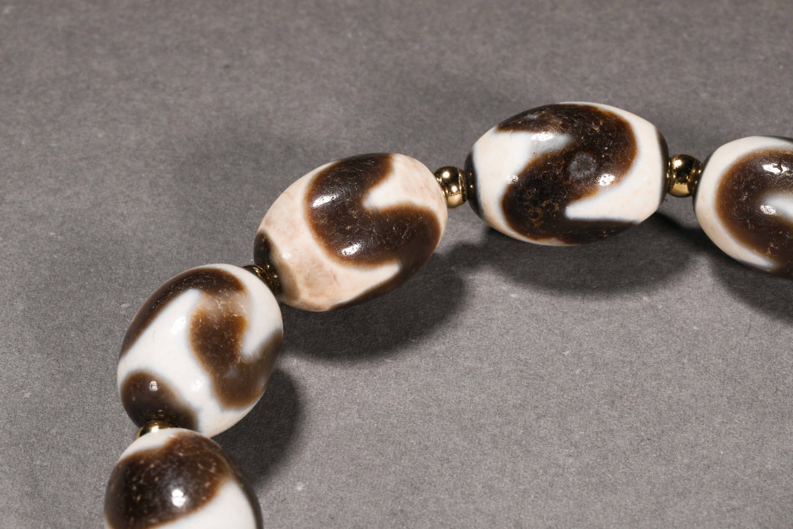 Ming Dynasty Tiger Tooth Dzi Beads - 7