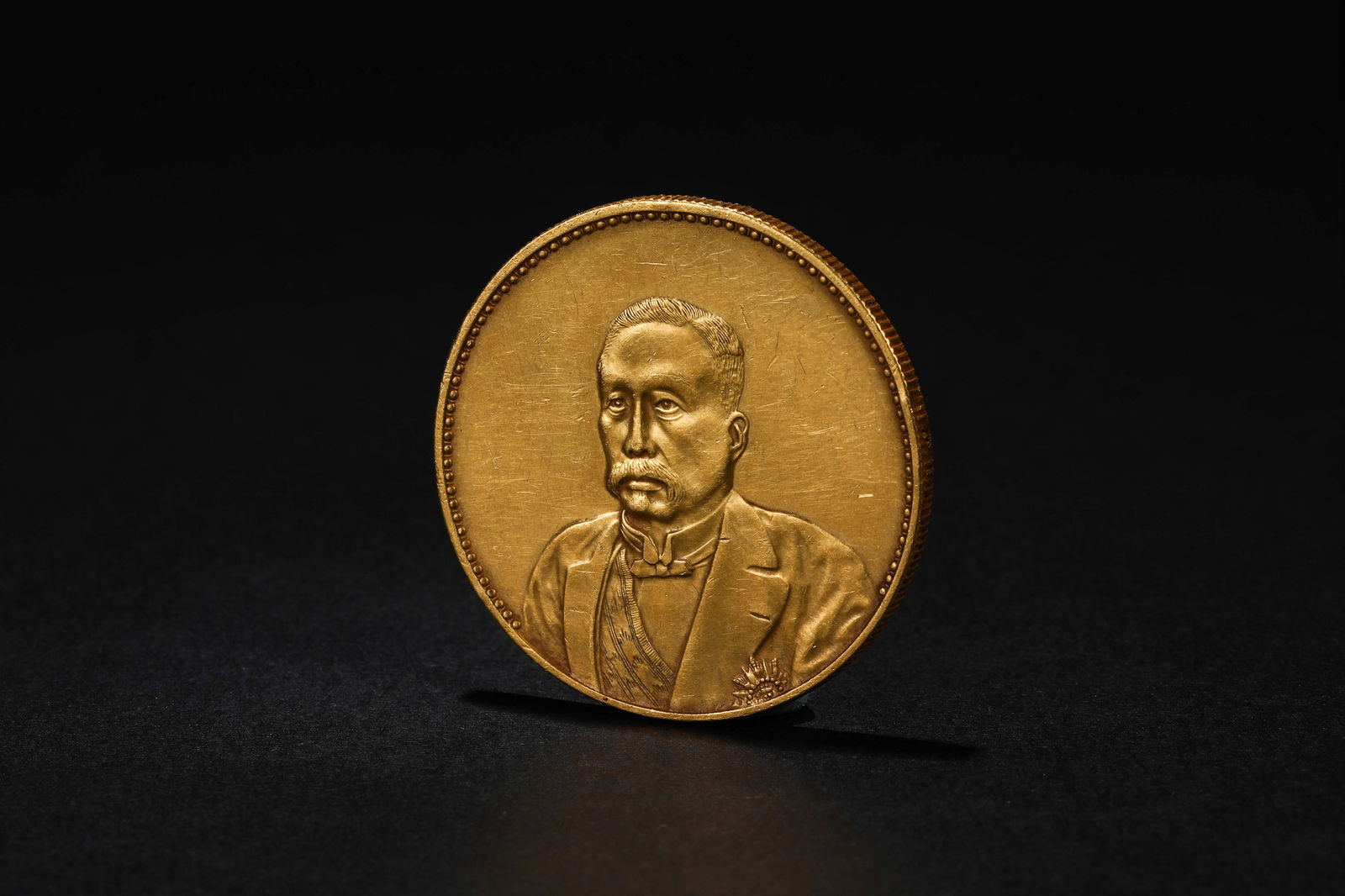 Qing Dynasty gold coins made by Yuan Datou for ten years: Qing Dynasty gold coins made by Yuan Datou for ten yearsDiameter3.7cm Weight37g