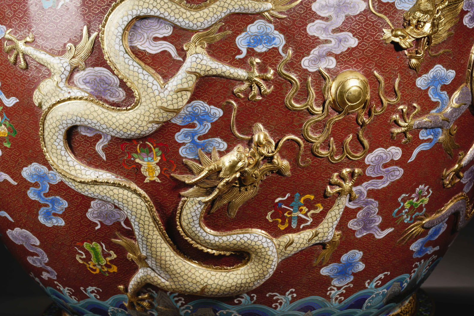 Qing Dynasty cloisonne dragon pattern silk vat - 10