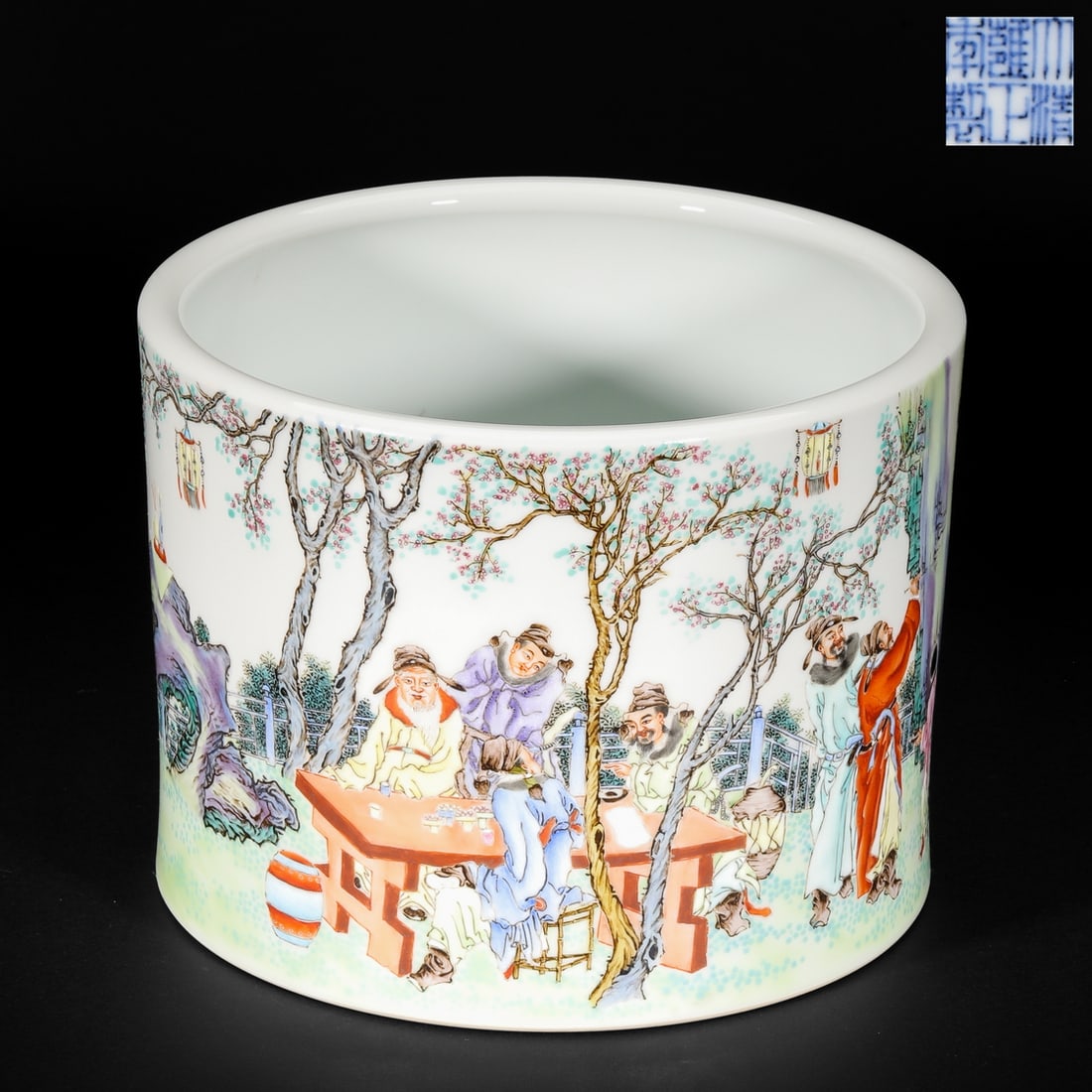 Qing Dynasty pastel character story scroll vat: Qing Dynasty pastel character story scroll vatH15cm W20cm