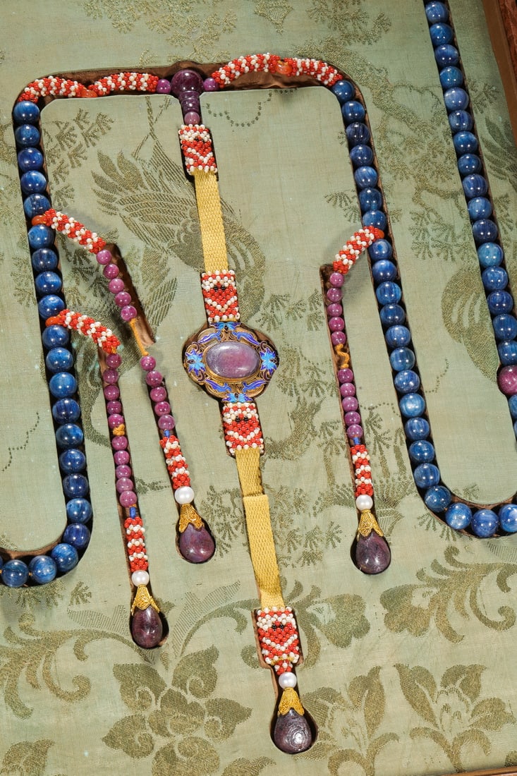Qing Dynasty lapis lazuli beads - 2