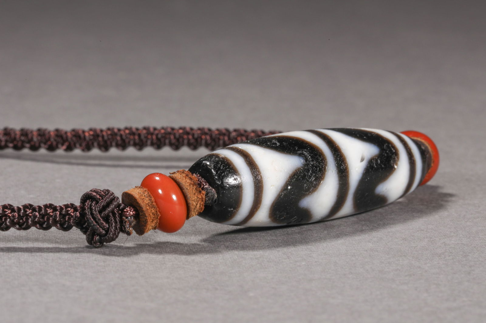 Ming Dynasty Double Tiger Teeth Dzi Beads - 6