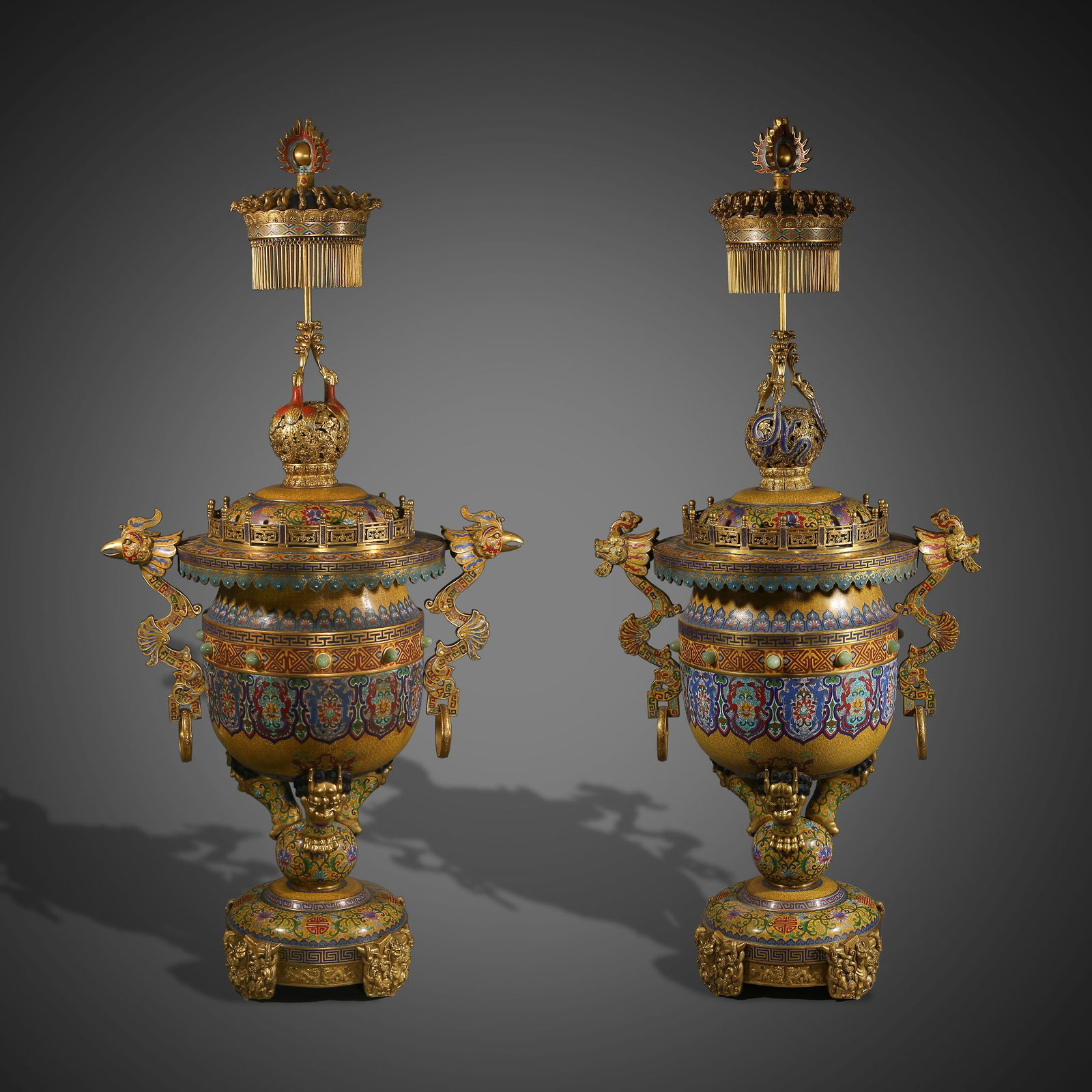 Qing Dynasty Cloisonné Animal Head Flower Aromatherapy: Qing Dynasty Cloisonné Animal Head Flower AromatherapyH136cm W70cm Weight92000g