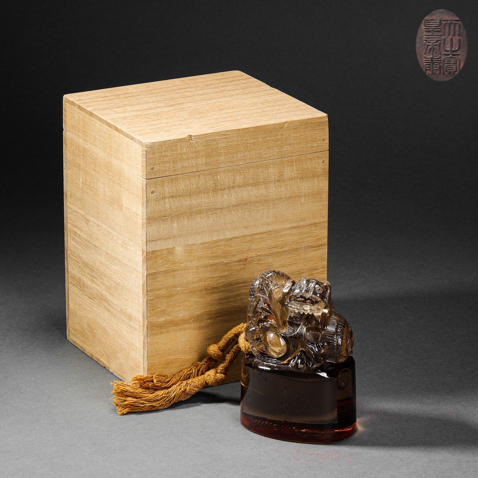 Qing Dynasty crystal animal head seal: Qing Dynasty crystal animal head sealH9.3cm W7cm Weight545g