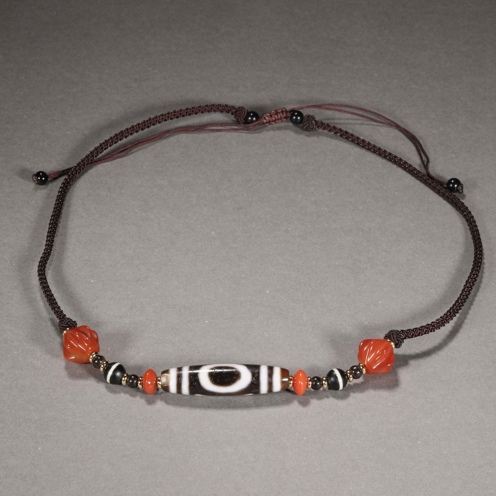 Tang Dynasty Heaven and Earth Dzi Beads: Tang Dynasty Heaven and Earth Dzi BeadsH4.7cm W1.2cm Wight23g