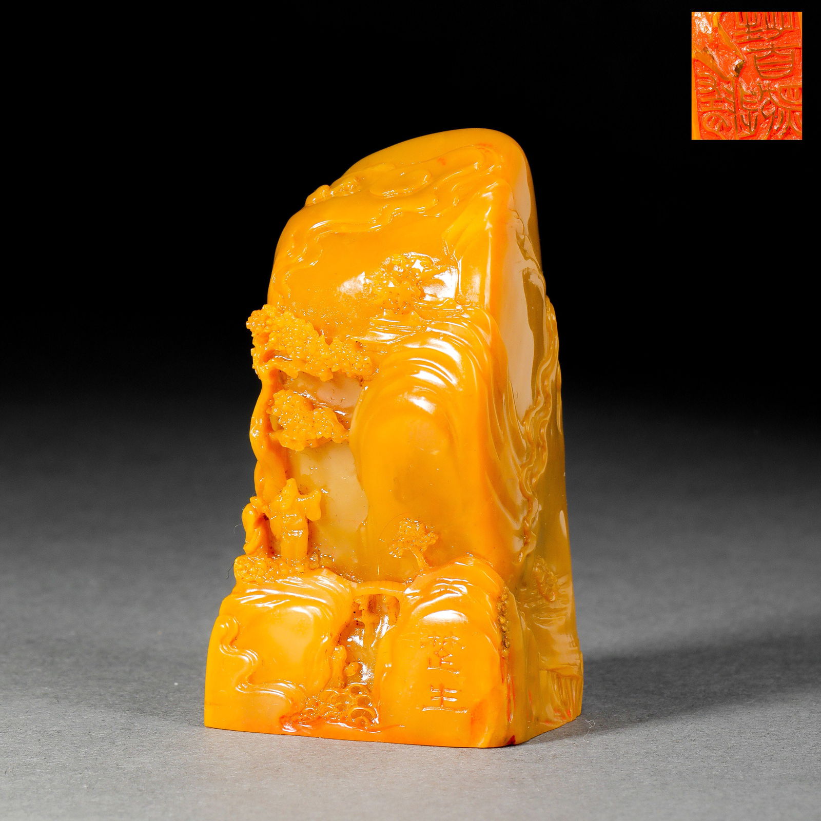 Shoushantian Huangshi landscape seal from the Qing Dynasty: Shoushantian Huangshi landscape seal from the Qing DynastyH6.5cm W3.6cm Weight119g