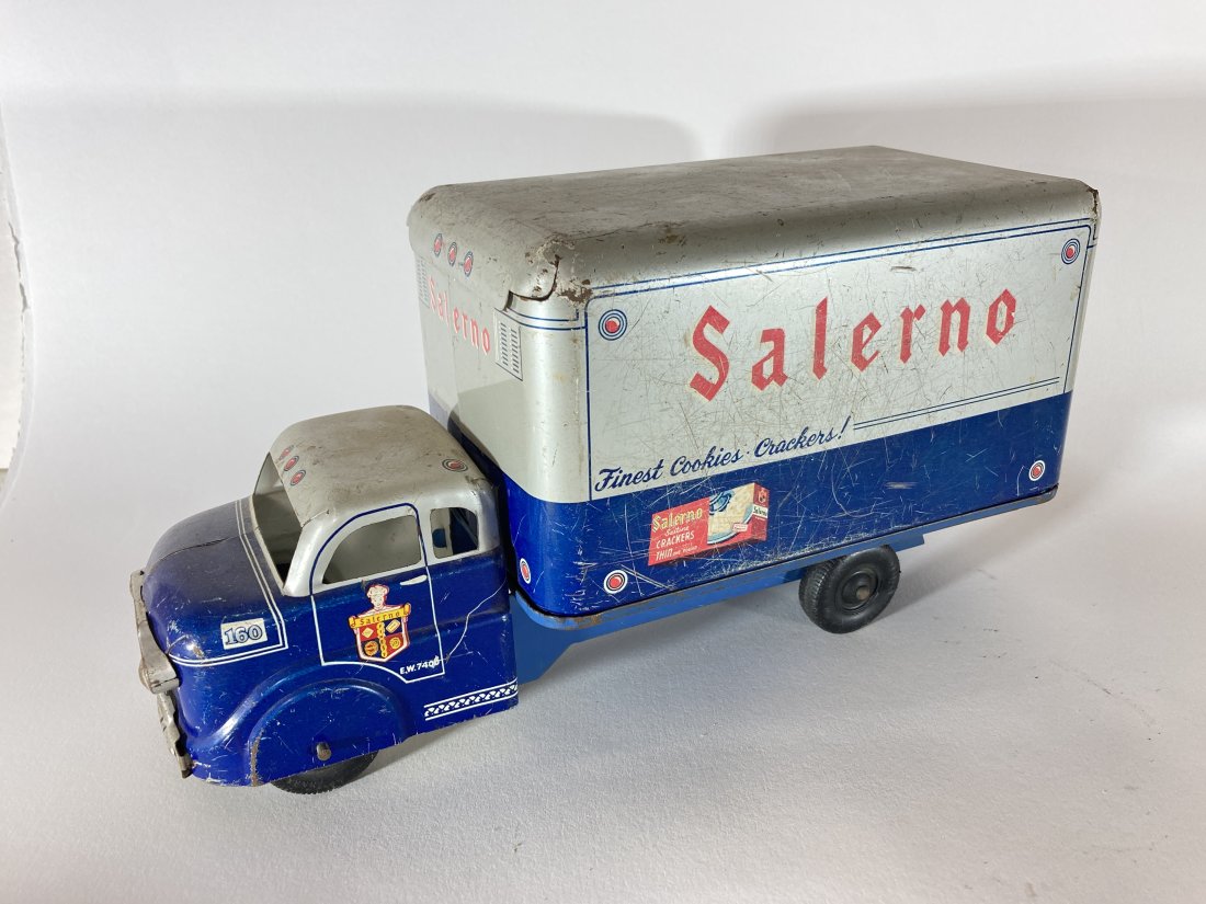 Wyandotte Toys Tin Litho Salerno Cookie Delivery Toy Truck: This is a nice vintage piece in used condition. It shows some wear from play and comes as shown.