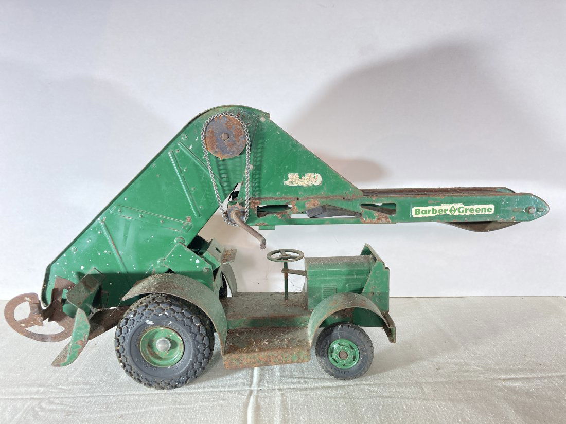 Vintage Doepke Pressed Steel Barber Greene Bucket Loader Toy Truck (1 of 7)