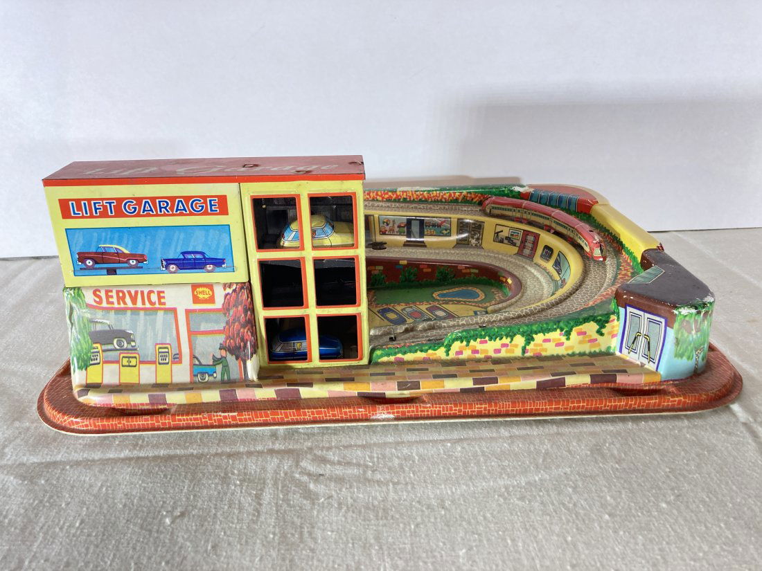Vintage German Tin Toy Lift Garage Car Playset (1 of 9)
