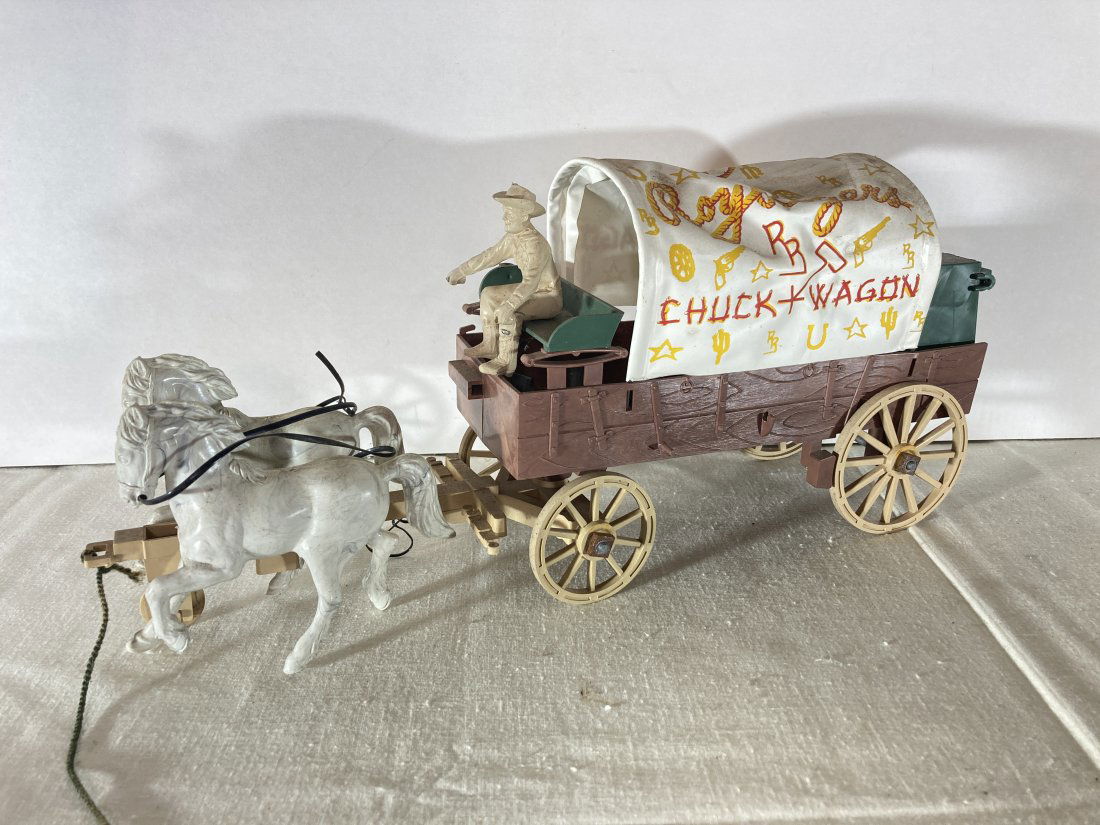 Vintage Roy Rogers Chuck Wagon Toy (1 of 6)
