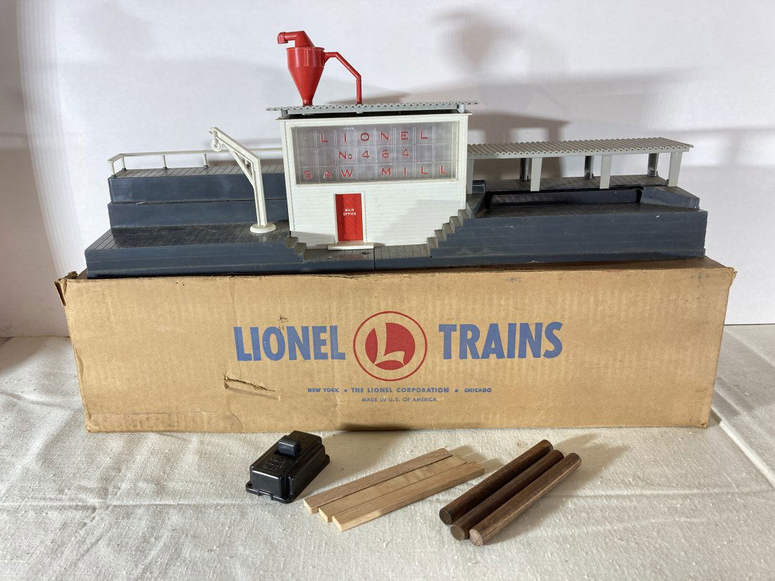 Lionel Electric Trains No. 464 Lumber Saw Mill Set Accessory w/ Box (1 of 7)