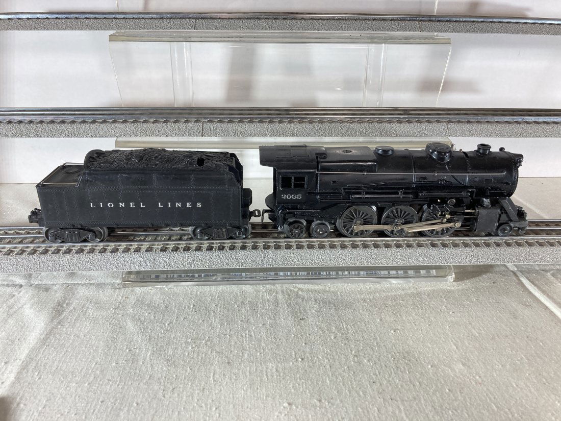 Vintage Lionel Electric Trains 2035 Locomotive & Tender: This is a very nice vintage set. Very good condition overall. Track & stand not included.