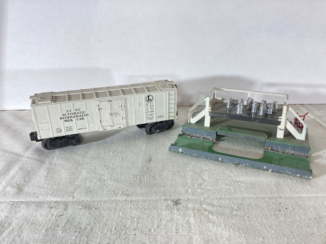 Lionel Electric Trains Accessory Operating 3482 Operating Milk Car (1 of 5)