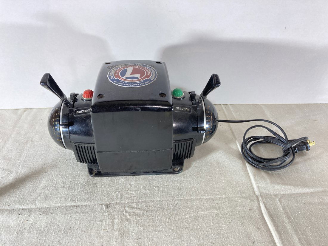 Lionel Electric Trains Multi-Controler Trainmaster ZW Transformer (1 of 5)