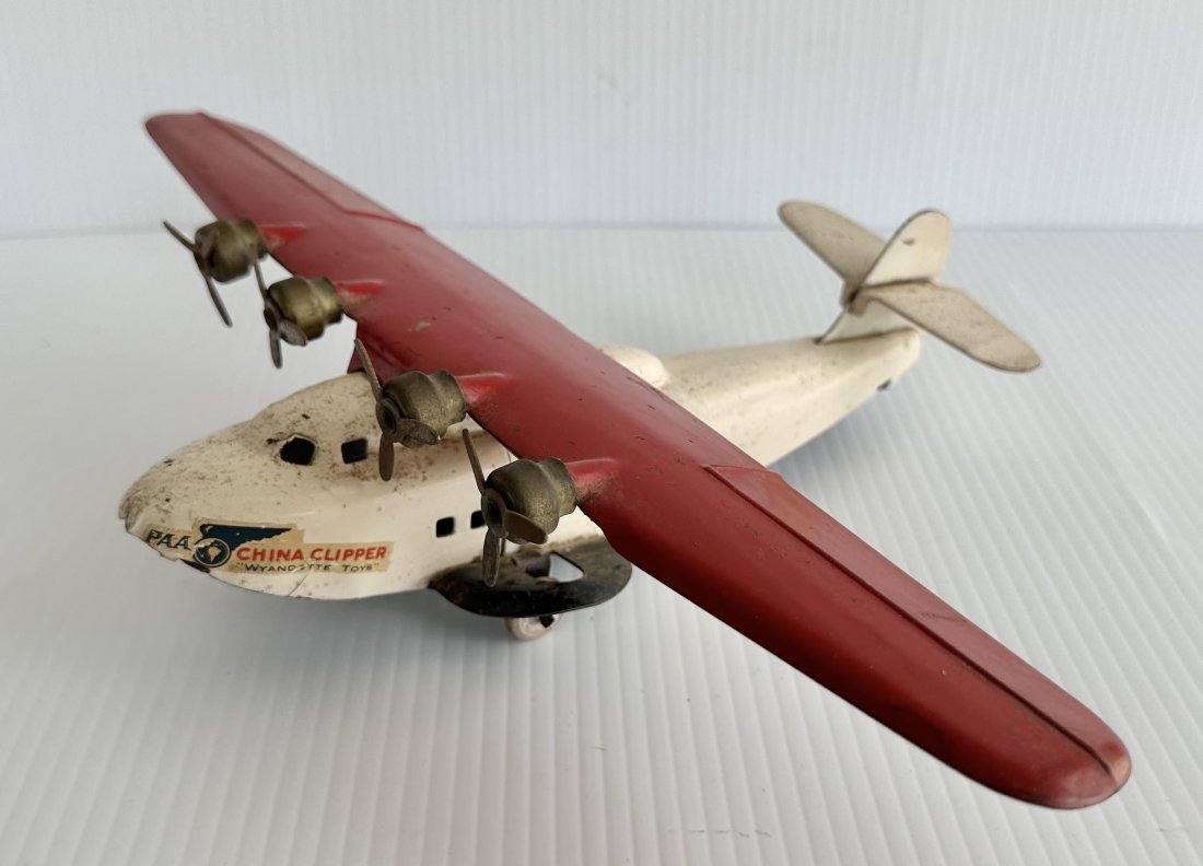Pressed Steel 1930s Wyandotte PAA China Clipper Toy Airplane (1 of 8)