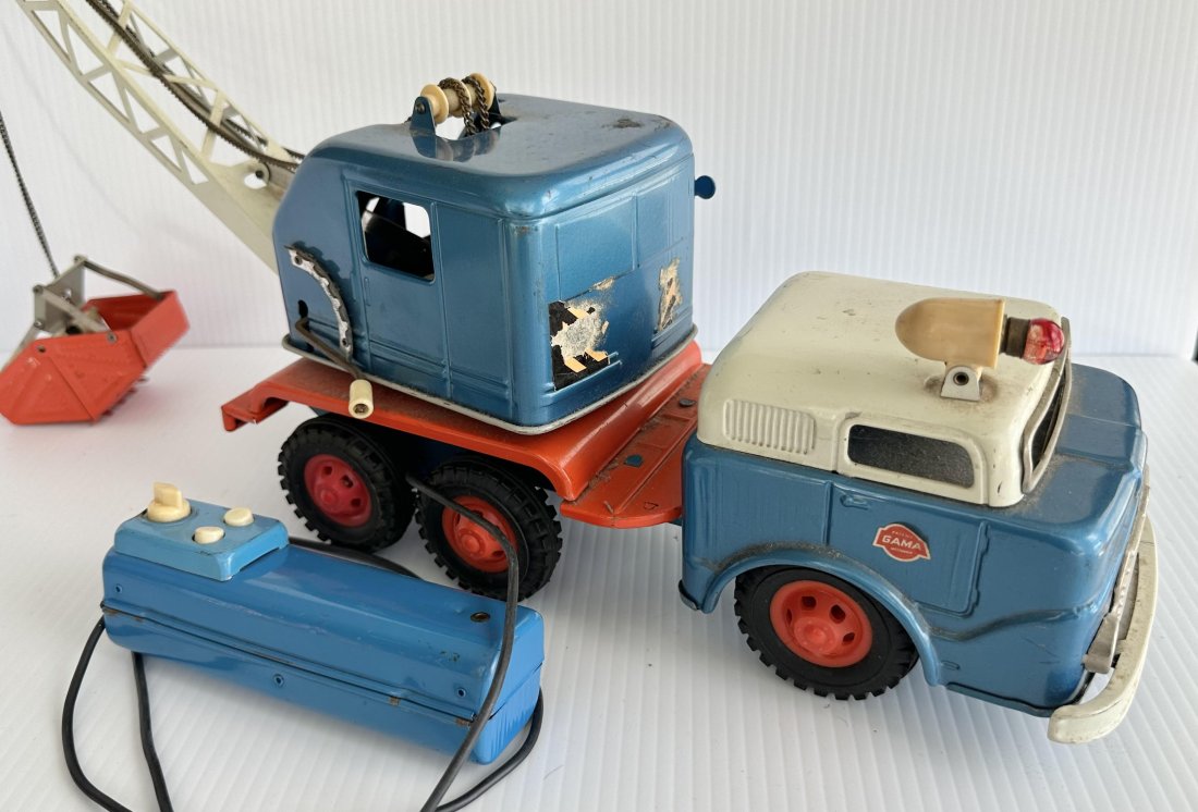 Vintage GAMA Germany Tin Toy Dredger Crane Truck (1 of 7)