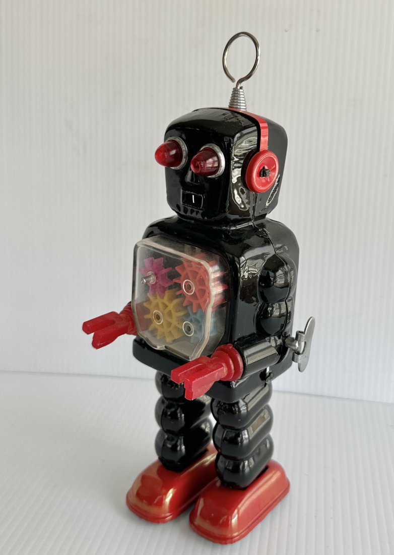 Vintage 1950s Yoshiya KO Japan Tin Wind Up Gear Robot Space Toy (1 of 6)