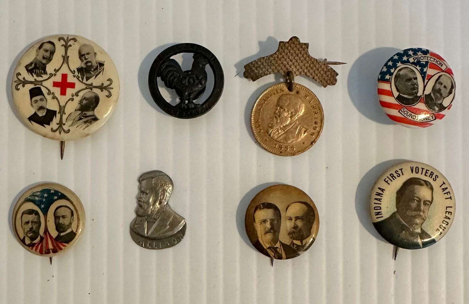 Lot of 8 Antique Political Campaign Buttons Pinbacks Teddy Roosevelt Taft (1 of 3)