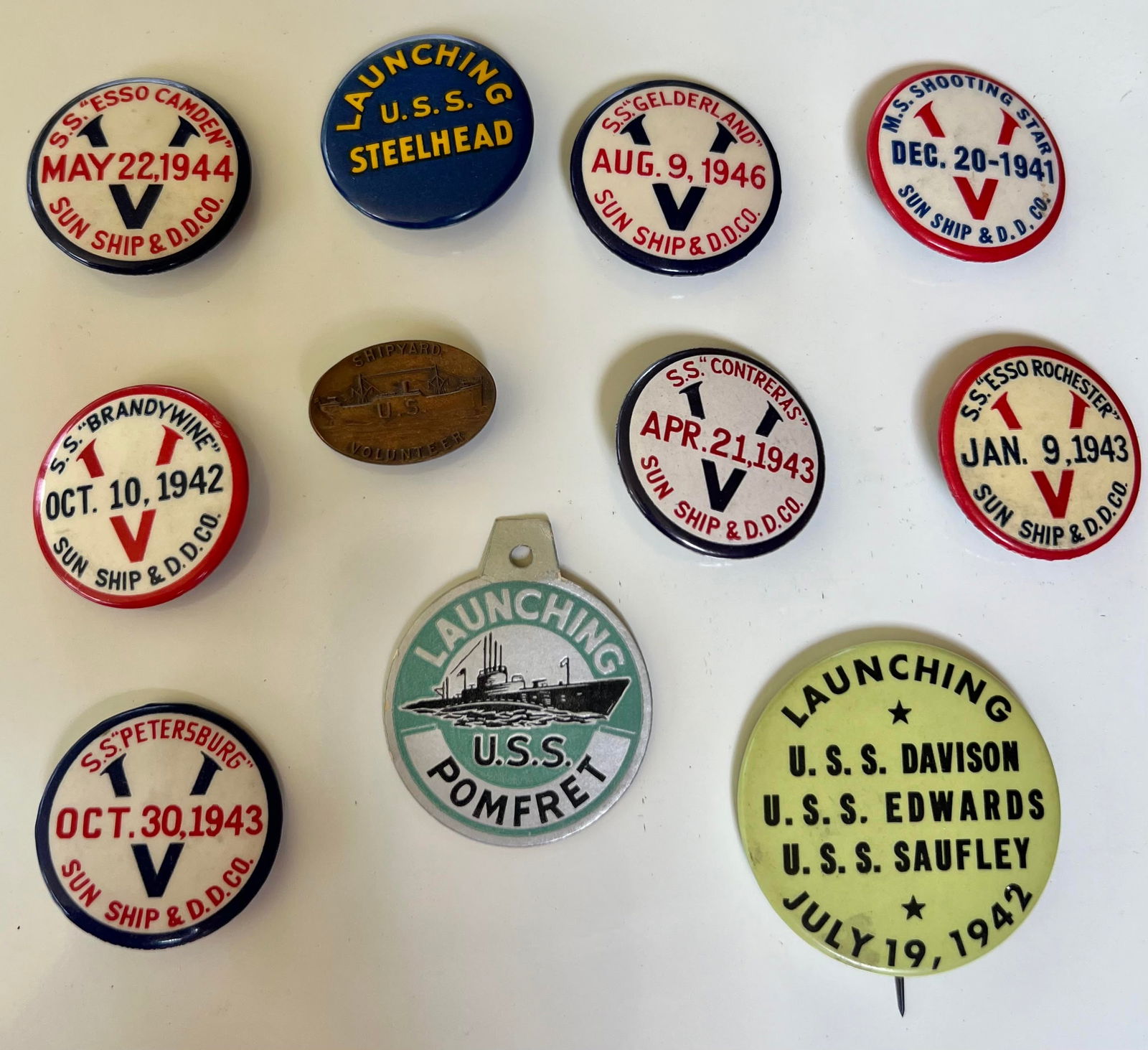 Lot 11 Vintage WWII Sun Ship Co. & DD Co. Shipyard US Navy Ship Launch Buttons (1 of 2)