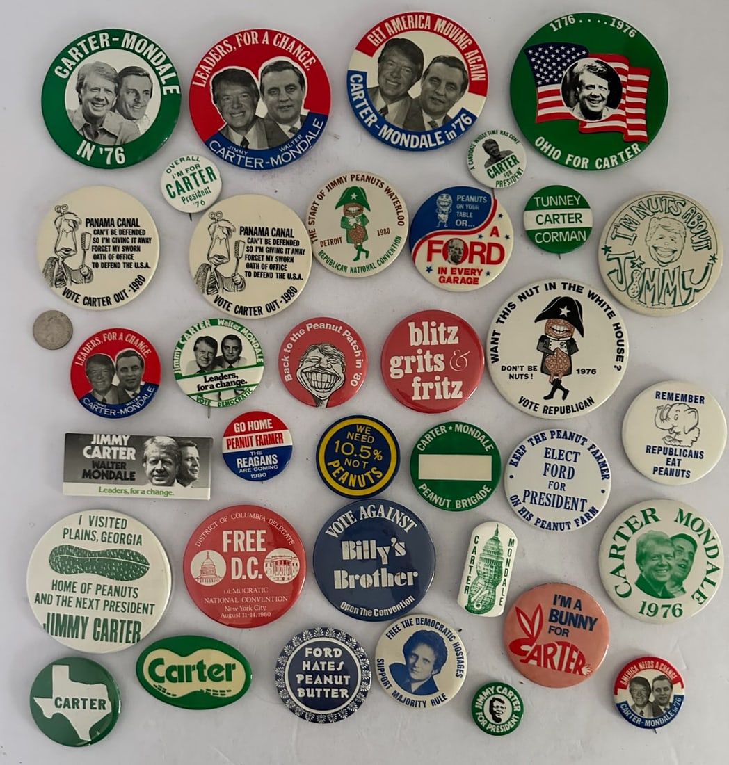 Lot of Vintage 1970s Unique Jimmy Carter Campaign Buttons: Lot of Vintage 1970s Unique Pro and Anti Jimmy Carter Campaign Buttons...Some very unusual examples here. Largest measures 4 inches diameter.