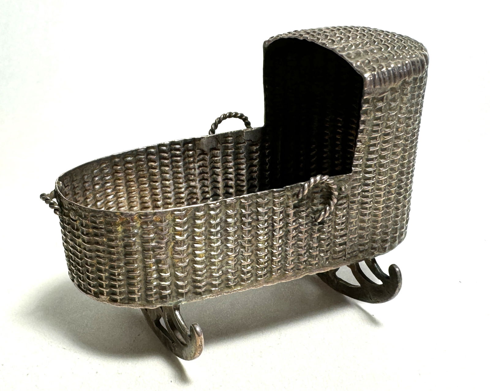 Vintage 18th Century Dutch Paulus Soomer Silver Doll House Miniature Repose Wicker Baby Cradle (1 of 6)