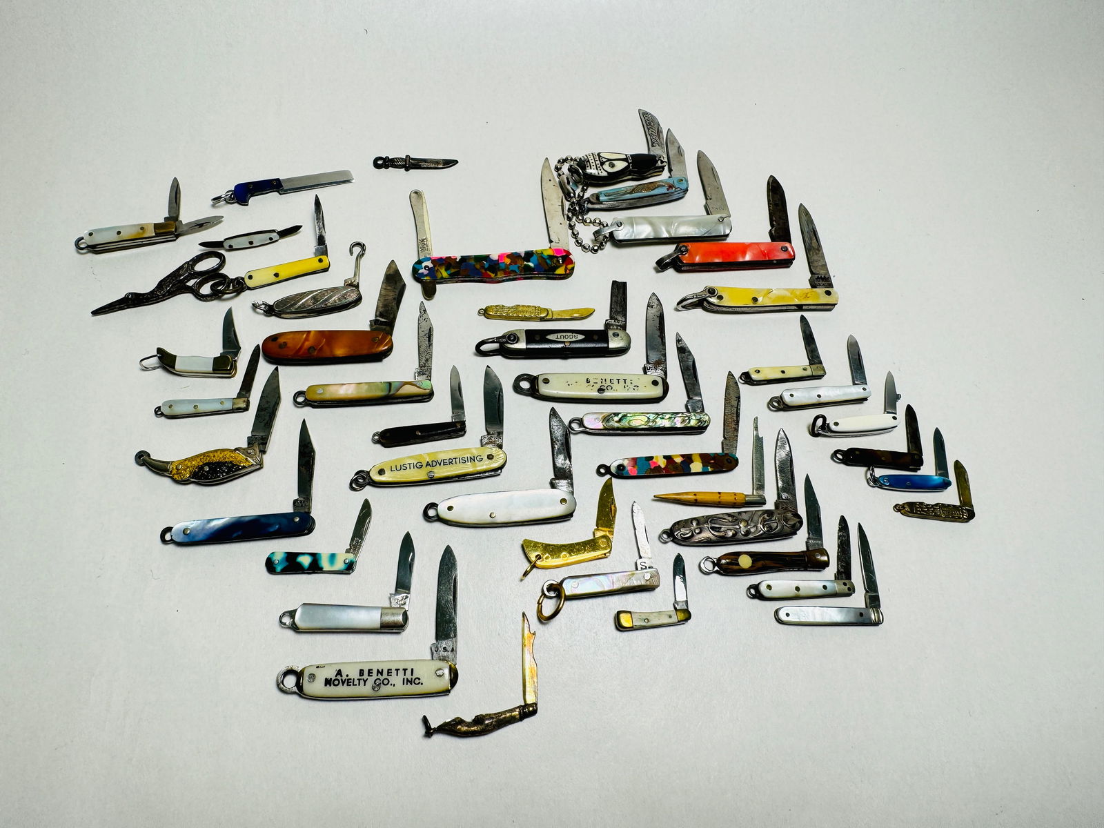 Vintage Miniature Novelty Advertising Pocket Knife Charms (1 of 7)